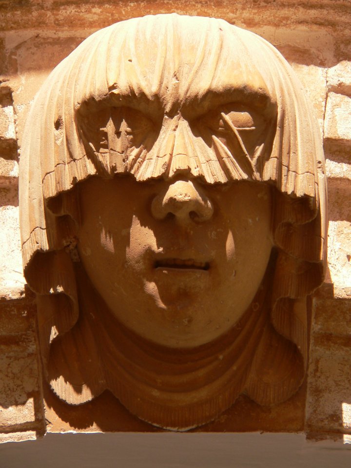 [Image: 19_face.jpg]