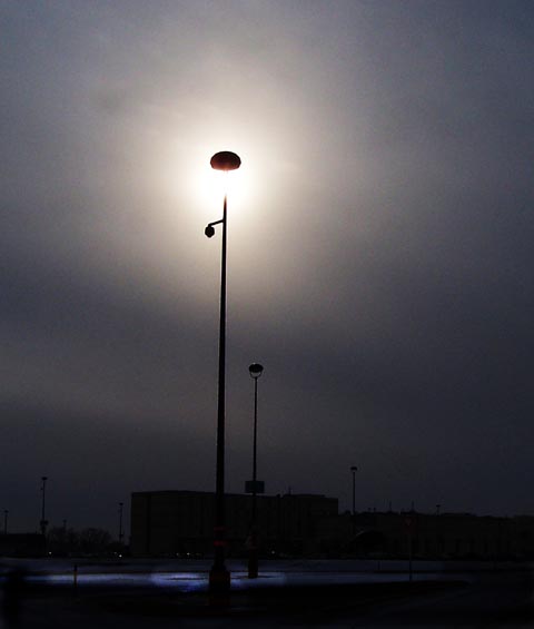 [Image: 33_streetlampSM.jpg]
