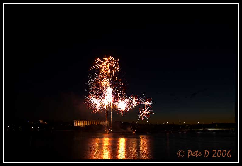 [Image: 56_Fireworks-5.jpg]