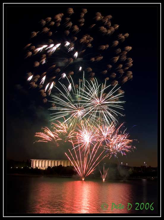 [Image: Fireworks-4.jpg]