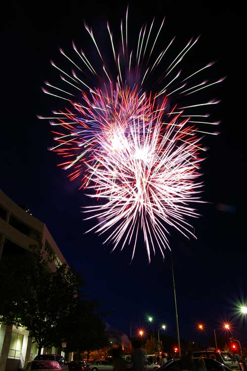 [Image: Fireworks-5.jpg]