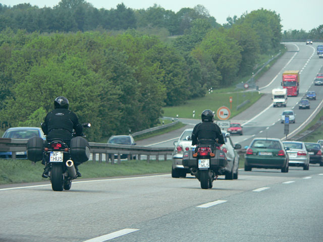 [Image: P1080020motosandcars.jpg]