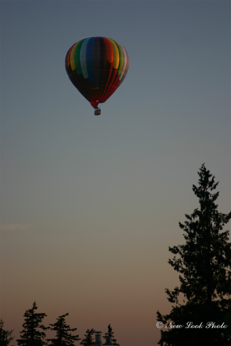 [Image: Sunset-balloon.jpg]