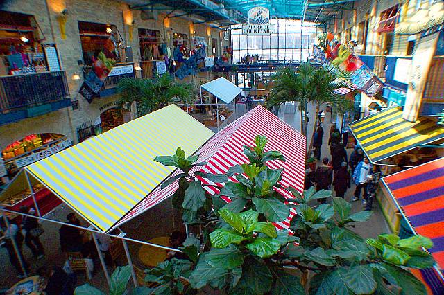 [Image: courtyardSM.jpg]