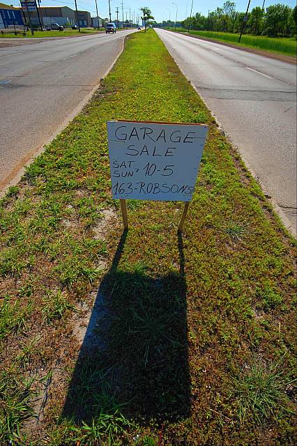 [Image: garagesaleSM.jpg]