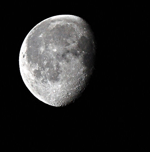 [Image: moon2SM.jpg]