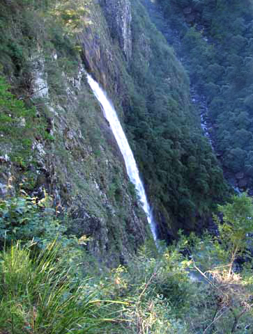 [Image: waterfall-2.jpg]