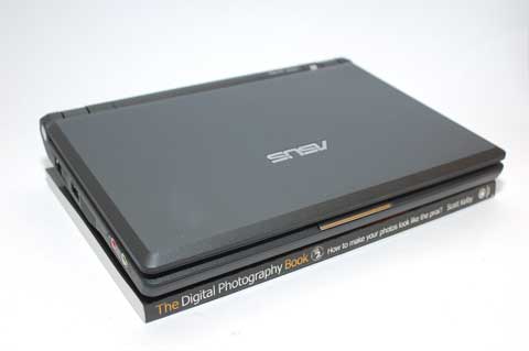 ASUS Eee Compared to a Paperback ASUS Eee Compared to a Paperback